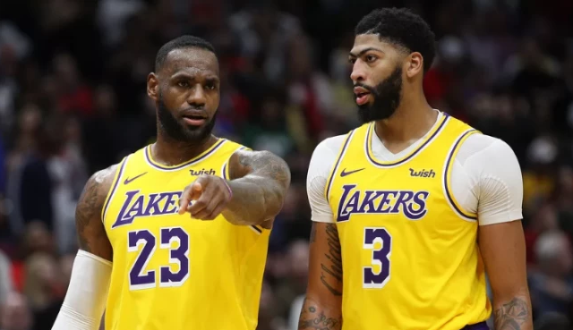 NBA常规赛高清直播:湖人vs掘金 詹皇浓眉蓄力反(图1) NBA常规赛高清直播:湖人vs掘金 詹皇浓眉蓄力反(图1)